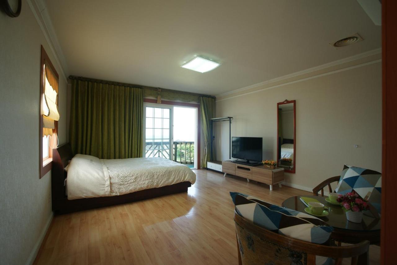 Eurohouse Villa Seogwipo Exterior photo