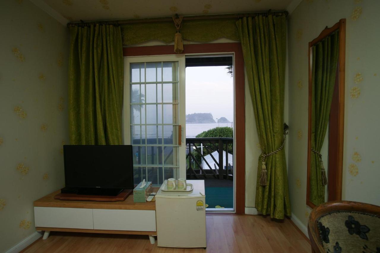 Eurohouse Villa Seogwipo Exterior photo